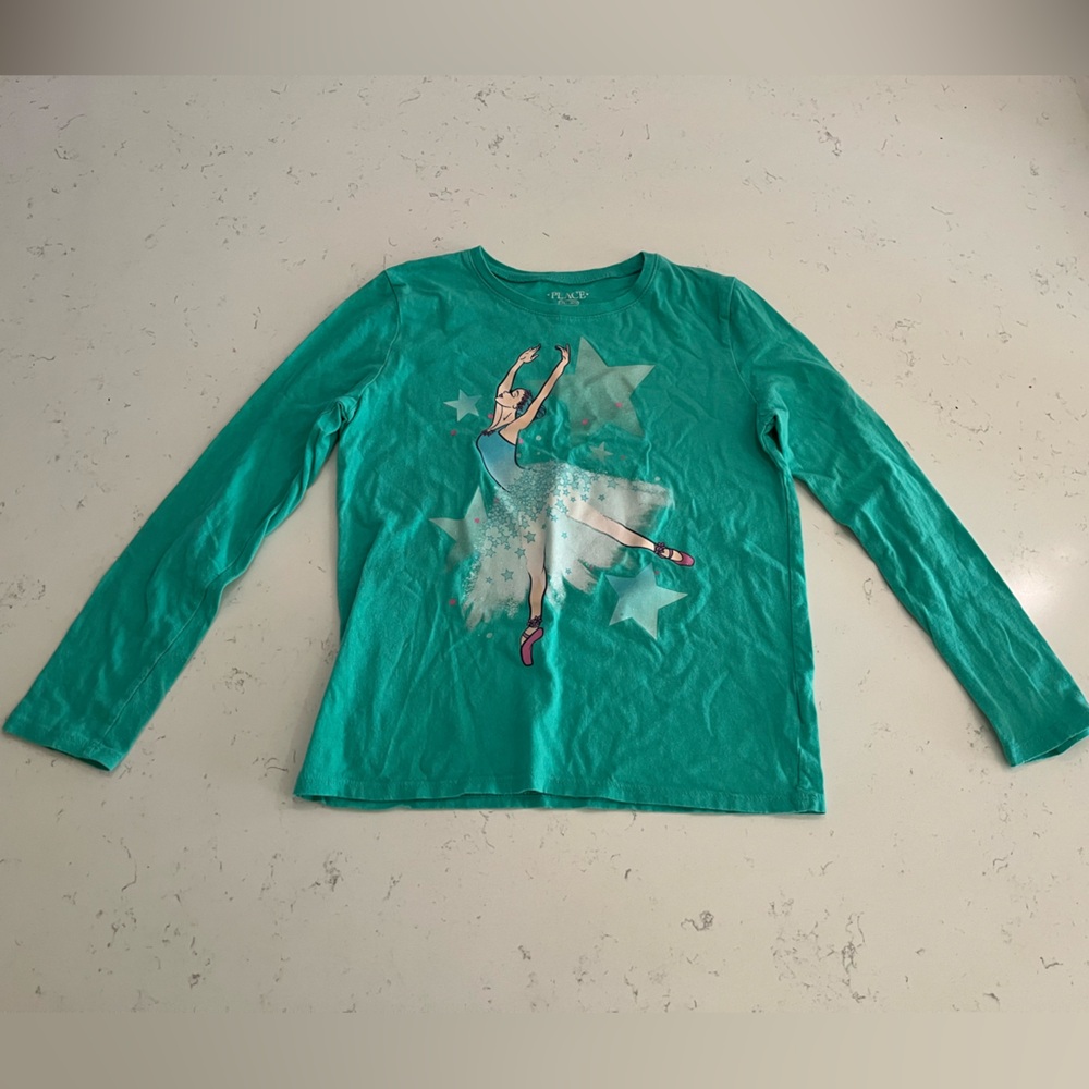 The children’s place girls long sleeve ballet dancer tee shirt, size L 10/12
